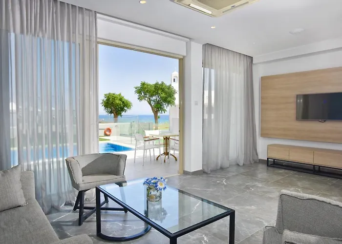Pernera Beach Hotel