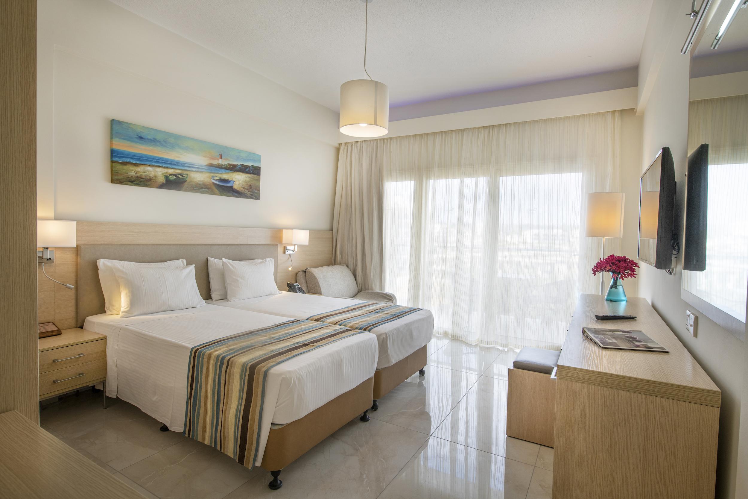 Pernera Hotel 4*